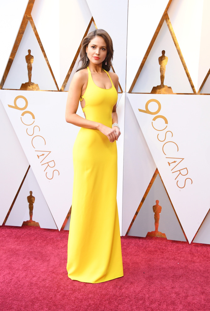 HOLLYWOOD, CA - MARCH 04:  Eiza Gonzalez attends the 90th Annual Academy Awards at Hollywood & Highland Center on March 4, 2018 in Hollywood, California.  (Photo by Steve Granitz/WireImage)